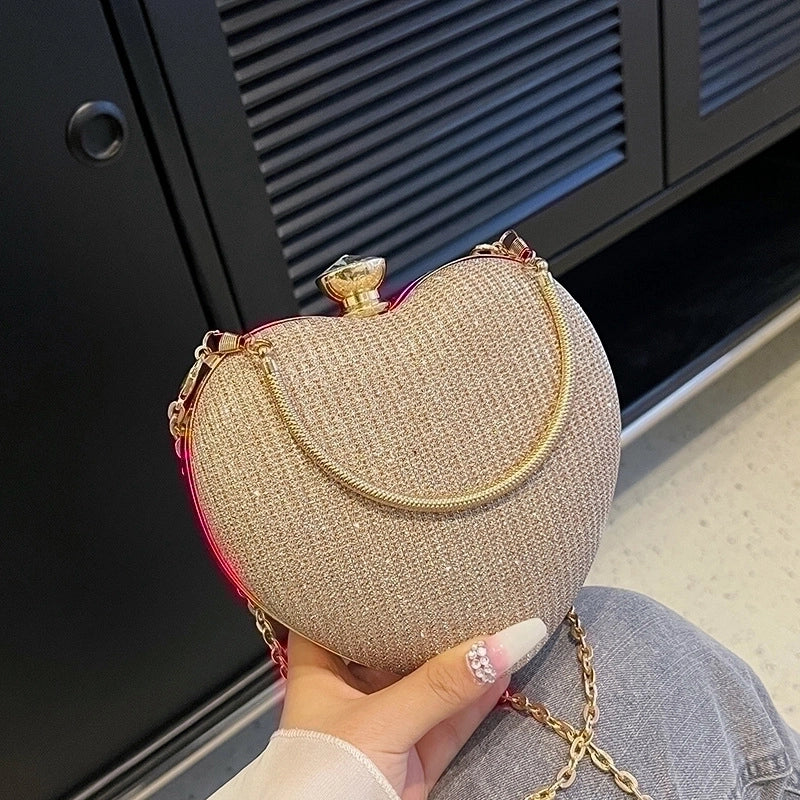 Women's Medium Pu Leather Solid Color Streetwear Heart-shaped Lock Clasp Crossbody Bag