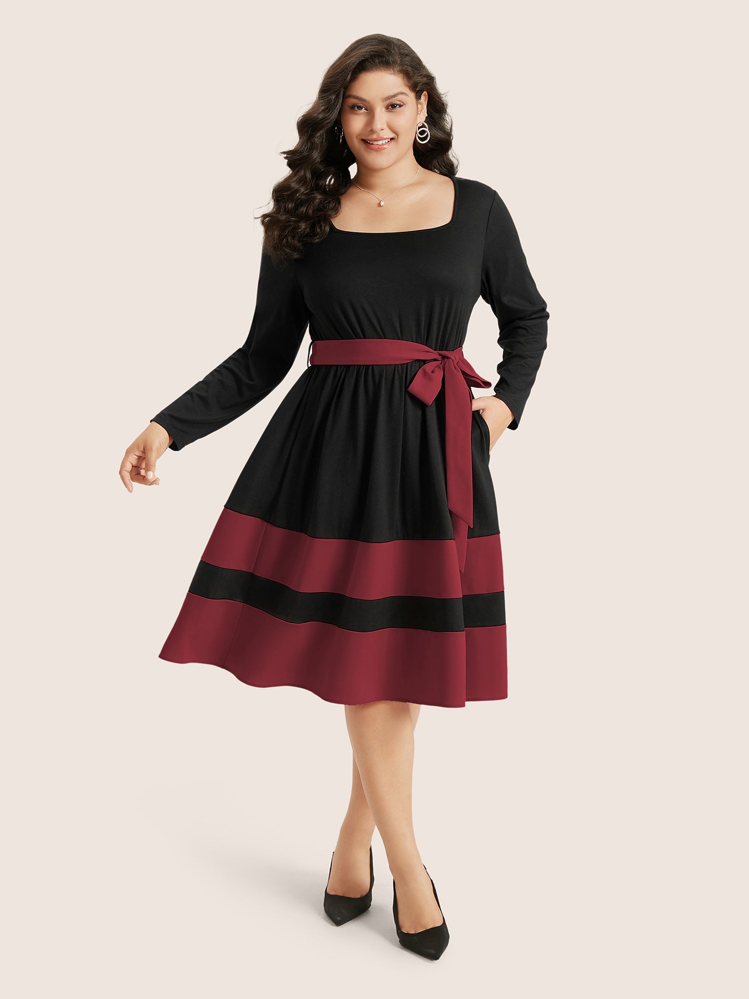 Two Tone Belted Bowknot Square Neck Dress