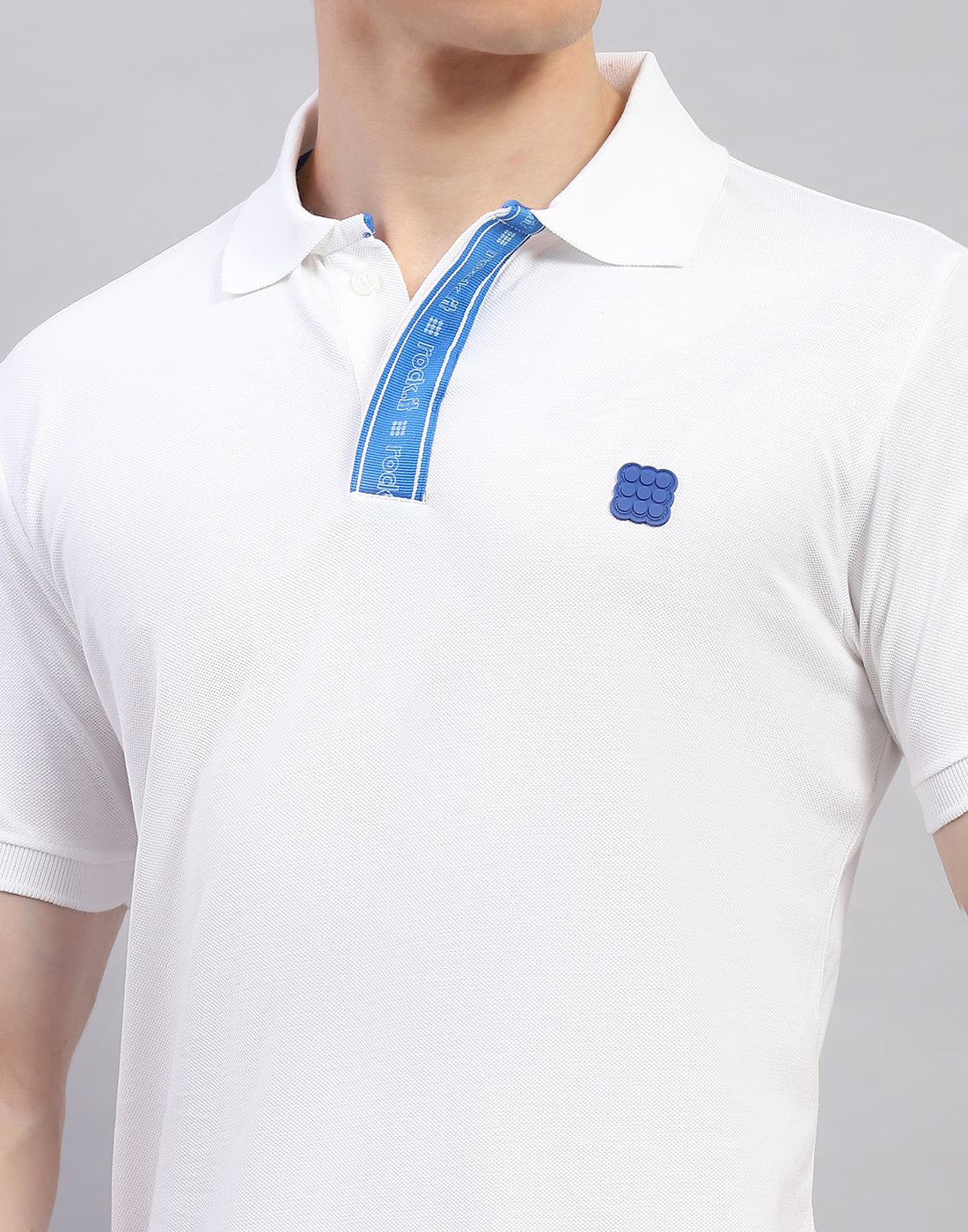 Men White Solid Polo Collar Half Sleeve T-Shirt