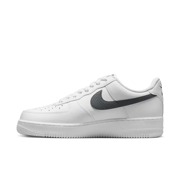 NIKE AIR FORCE 1 '07