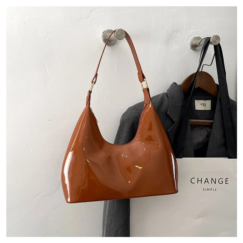 Women's Small Pu Leather Solid Color Streetwear Pillow Shape Zipper Underarm Bag