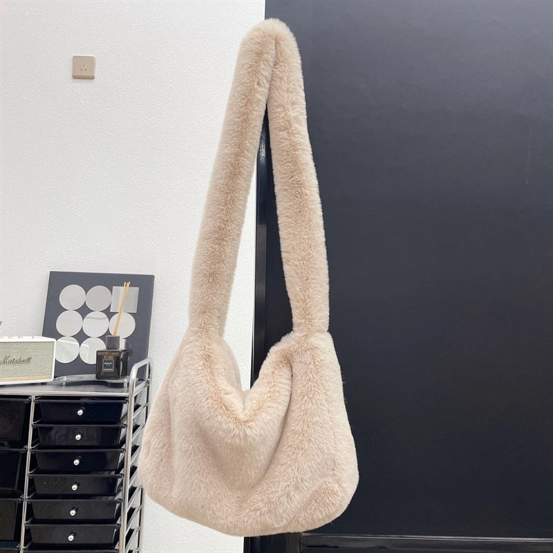 Women's Large All Seasons Plush Solid Color Streetwear Square Zipper Shoulder Bag