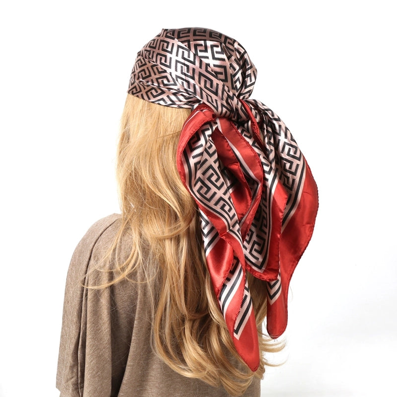 Unisex Casual Leopard Satin Printing And Dyeing Printing Dyeing Silk Scarf Kerchief Bandanas