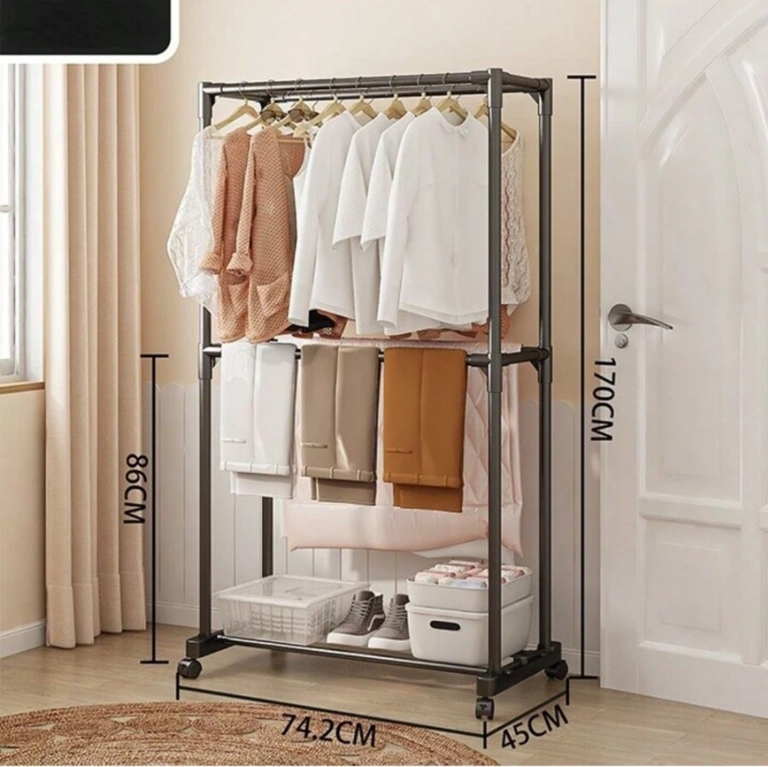 CLOTHES HANGING RACK