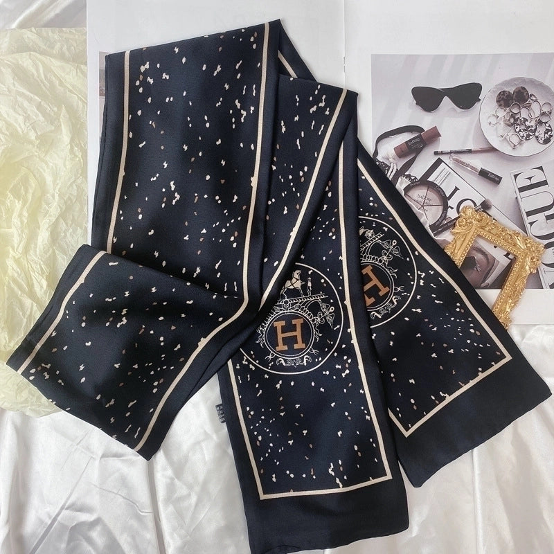Women's Elegant Geometric Satin Printing Silk Scarf