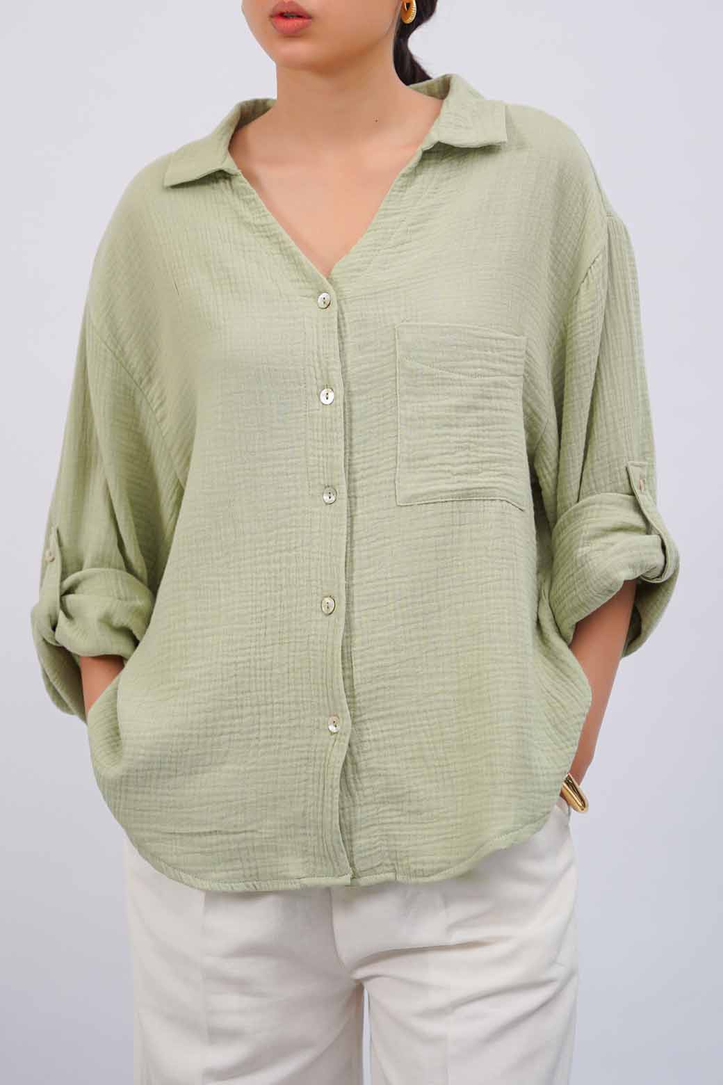 BASIC MUSLIN BUTTON DOWN