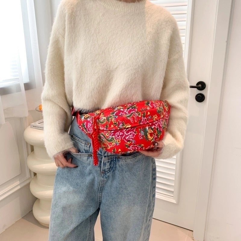 Women's Nylon Flower Vintage Style Classic Style Sewing Thread Square Zipper Shoulder Bag