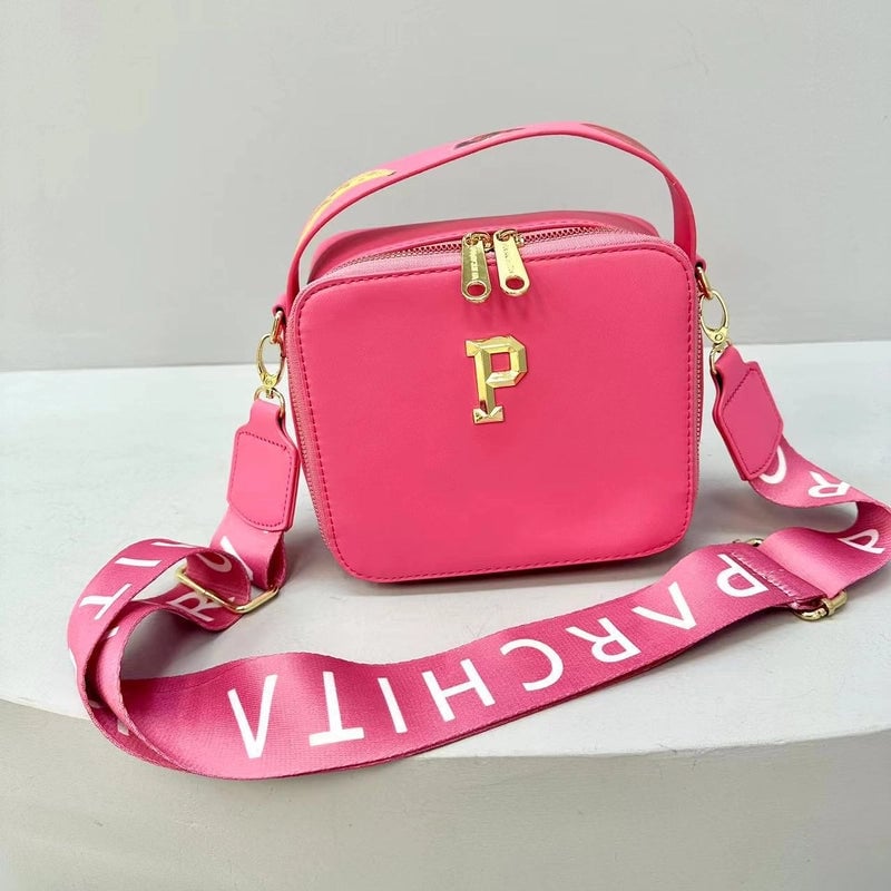 Women's Medium Pu Leather Letter Solid Color Classic Style Streetwear Square Zipper Square Bag