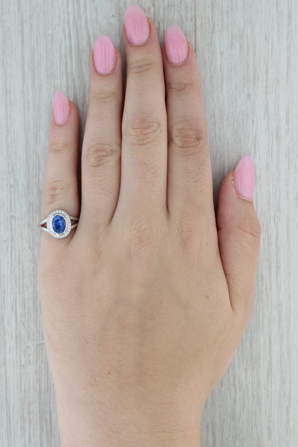 1.77ctw Oval Blue Sapphire Diamond Halo Ring 18k White Gold Size 6.25
