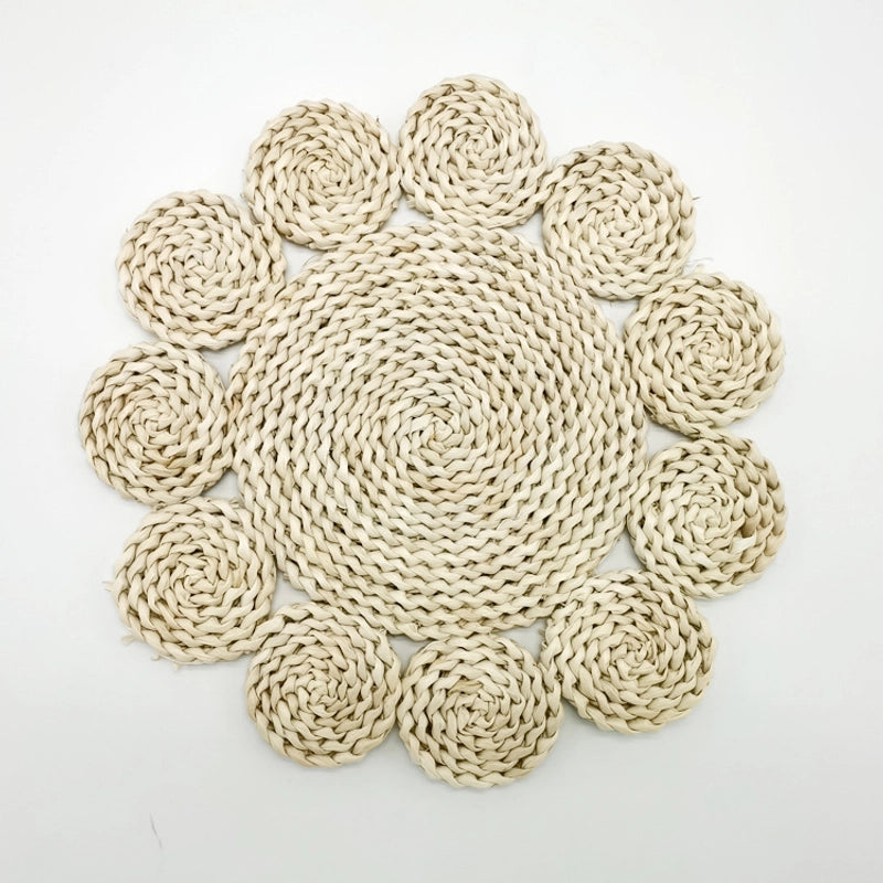 Supply Hand-woven Corn Husk Grass Mat Flower Mat Dining Table Insulation Mat Coaster Western Food Mat Pot Bowl Mat