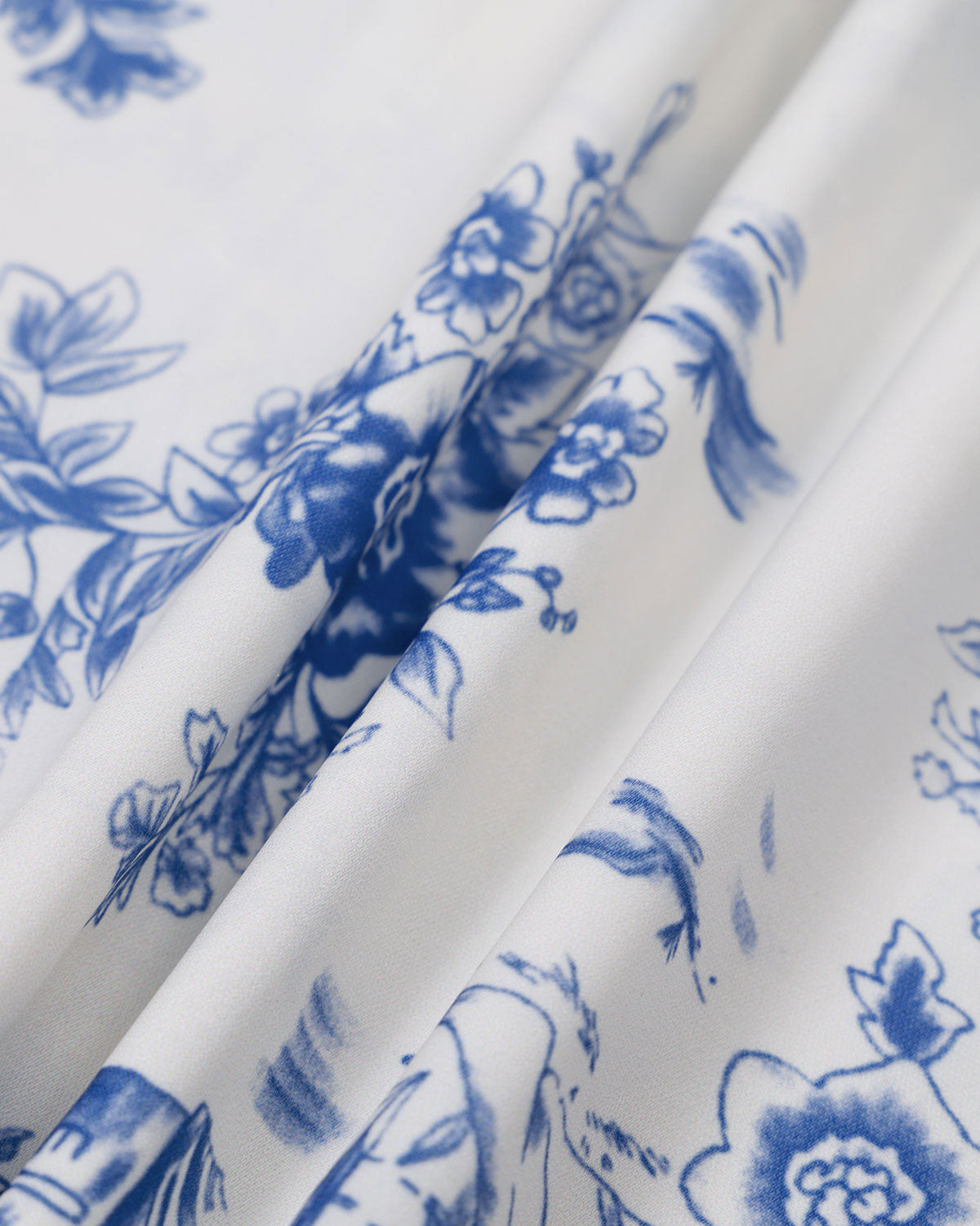 The Blue Mandarin Collar Floral Cheongsam