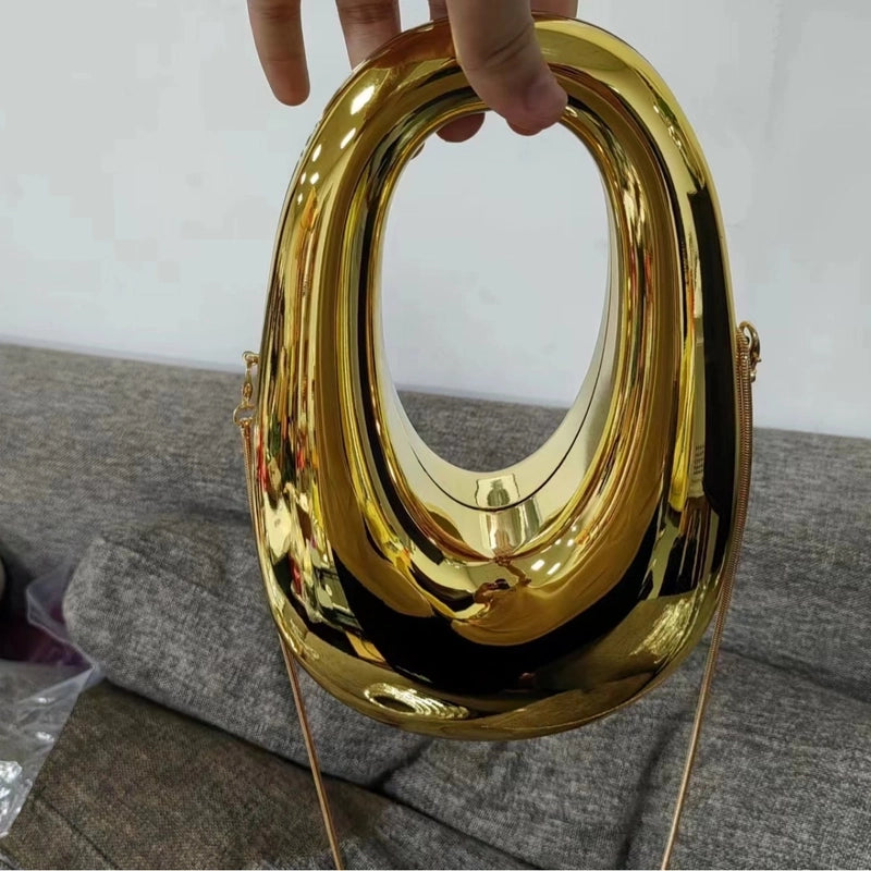 Women's Medium PVC Geometric Solid Color Streetwear Oval Magnetic Buckle Bucket Bag