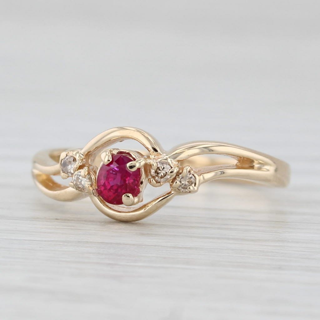 0.13ct Oval Ruby Diamond Ring 10k Yellow Gold Size 6.75