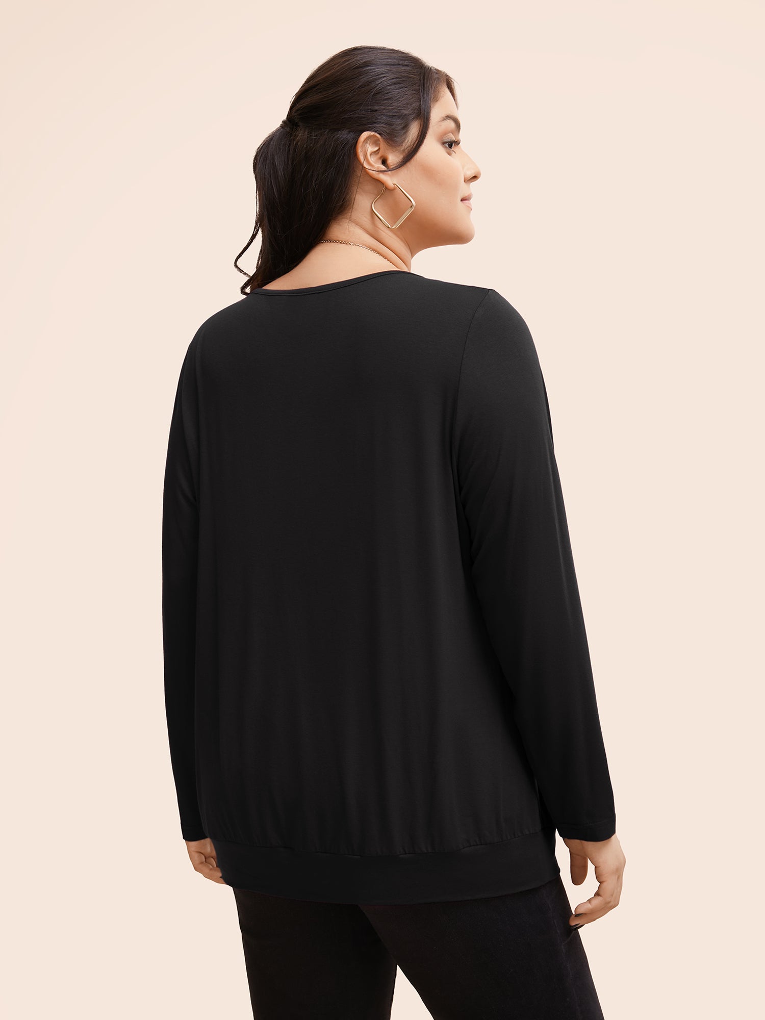 Plain Pleated Round Neck T-shirt