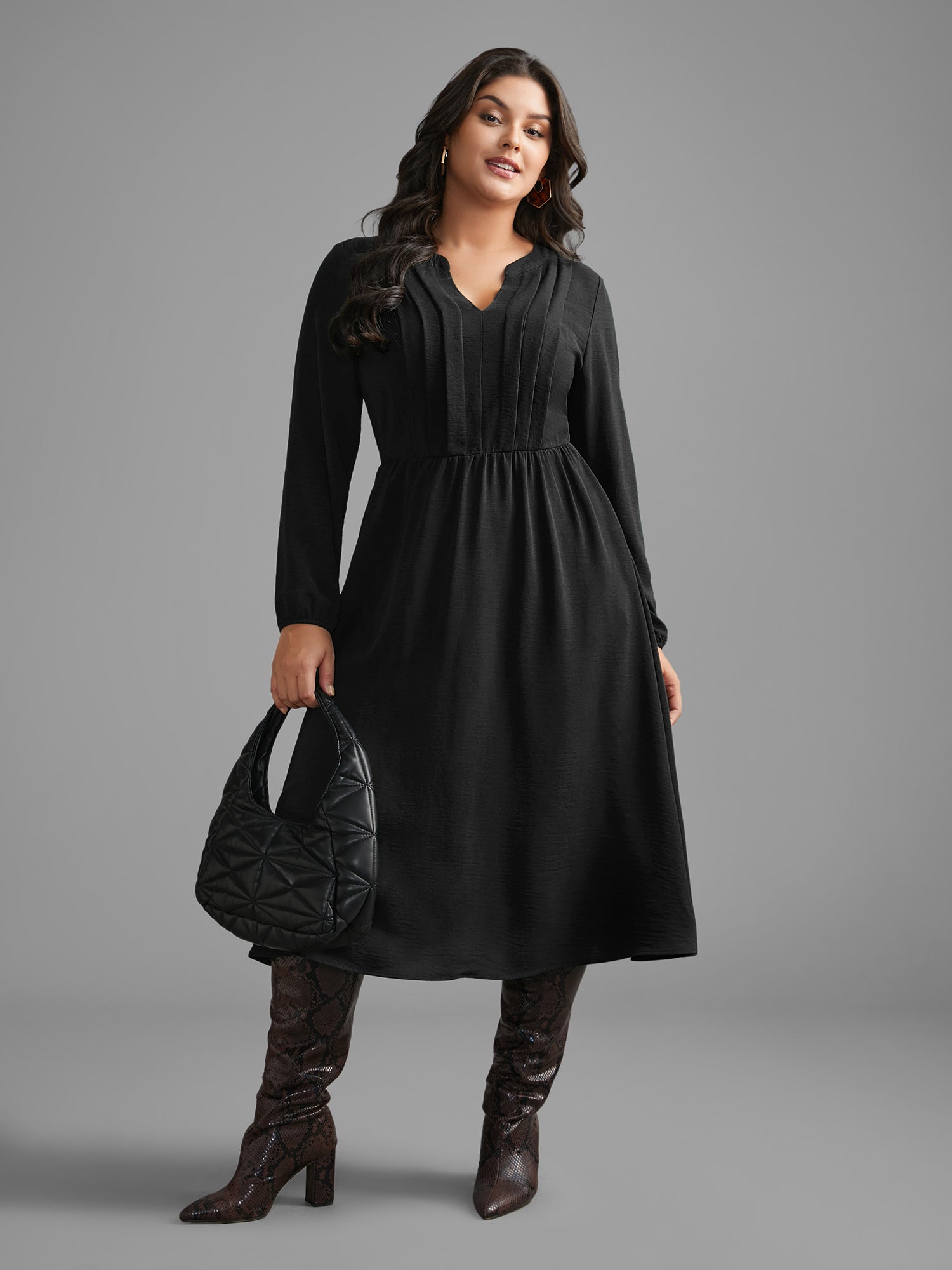 Plain Notched Pleated Midi Dress