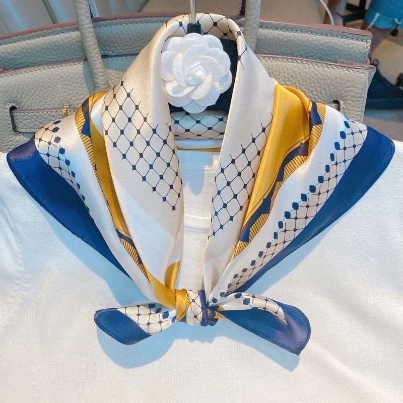 Women's Minimalist Classic Style Color Block Silk Printing Silk Scarf