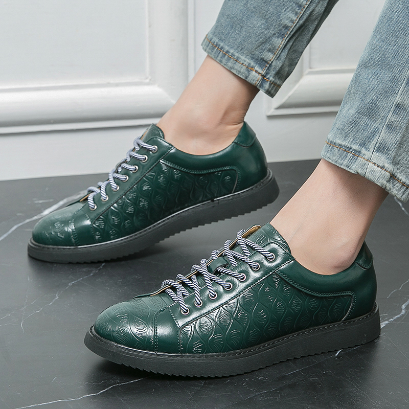 Getjiida Slip on Shoes Brand Spring Fashion Men's Embossed Casual Leather Shoes High Quality Men's Business Lacing Comfortable Flat Bottom Men's Shoes