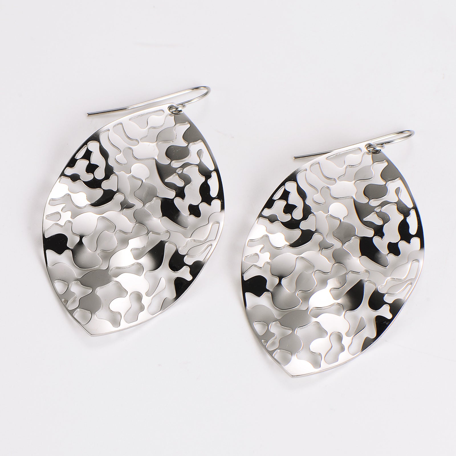 Aml Stainless Steel Trendy Fashion Hollow Leaf Geometric Shape Design Earrings