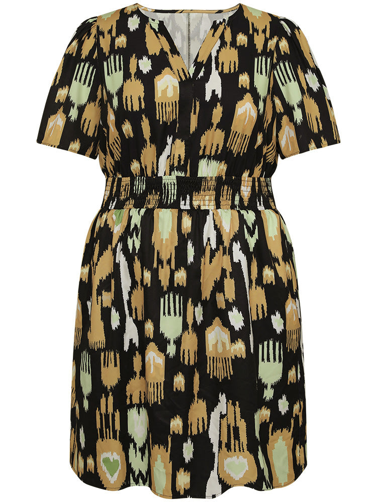 Graphic Print Notched Shirred Pocket Puff Sleeve Dress