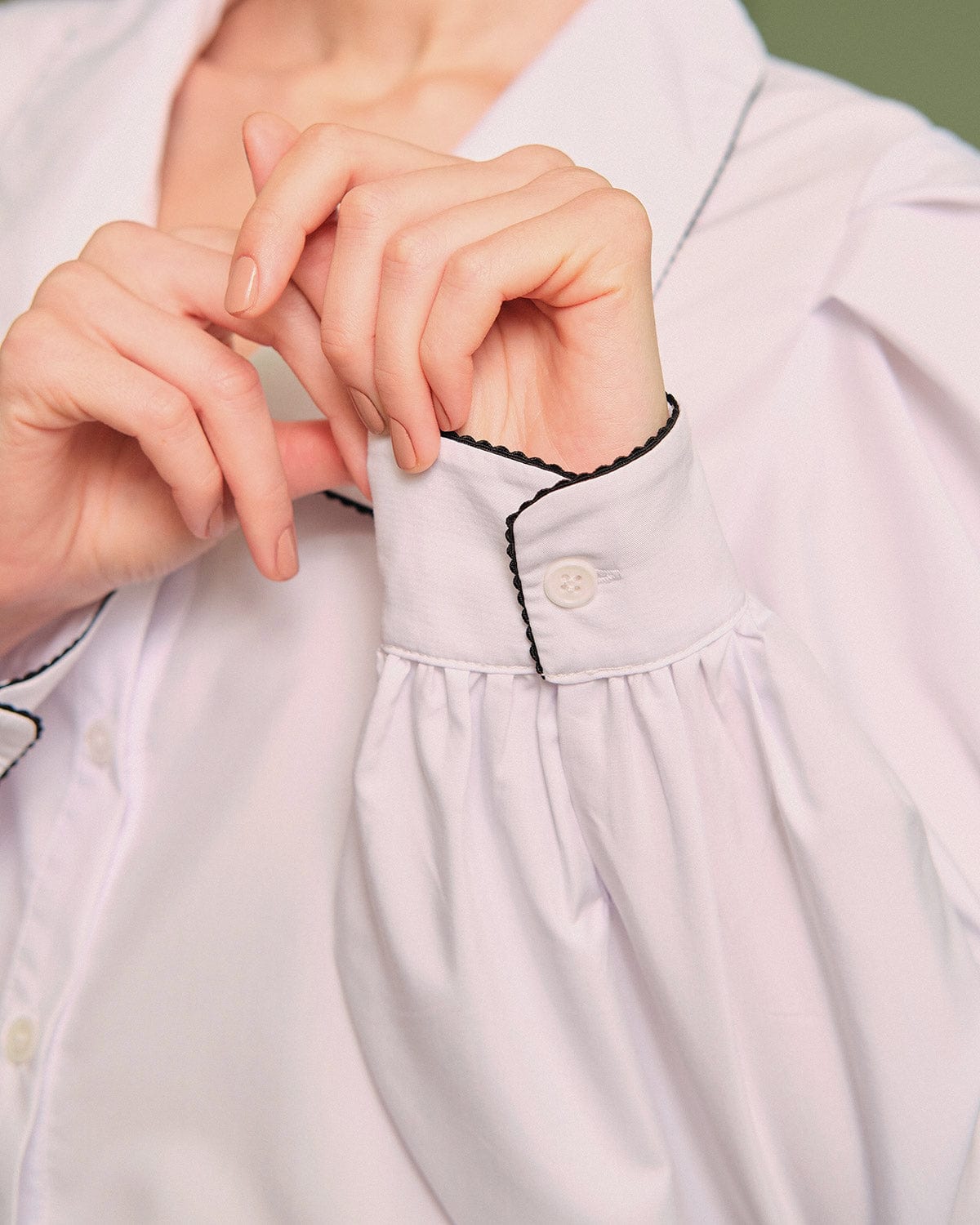 The Solid Ruched Sleeve Collared Blouse