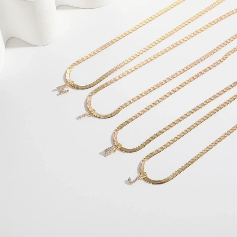 304 Stainless Steel Copper Retro Classic Style Inlay Letter Zircon Pendant Necklace