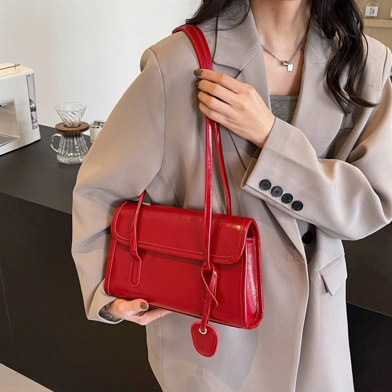 Women's Medium Pu Leather Solid Color Vintage Style Streetwear Zipper Shoulder Bag