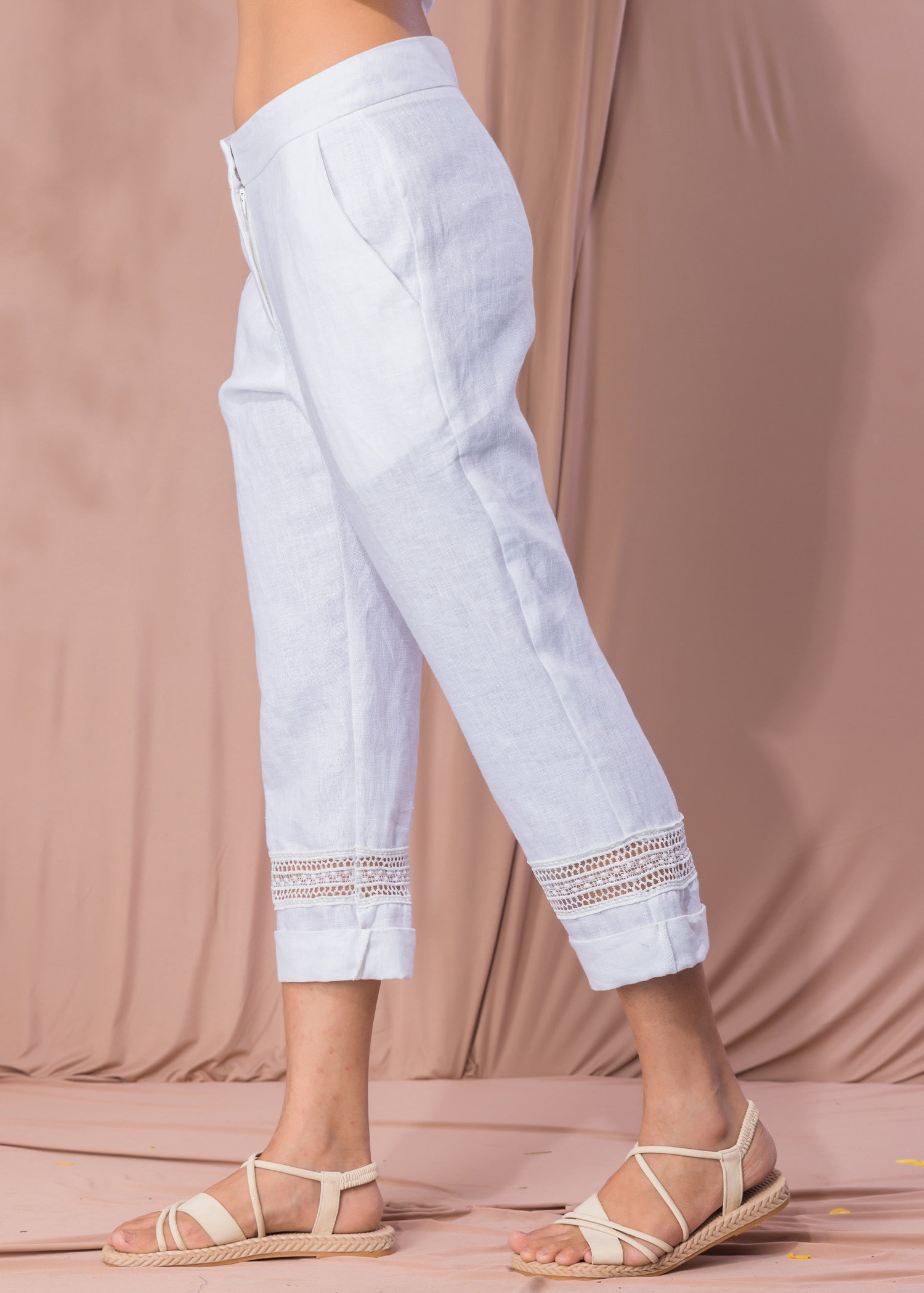 White Three Quarter Pant With Lace Detail