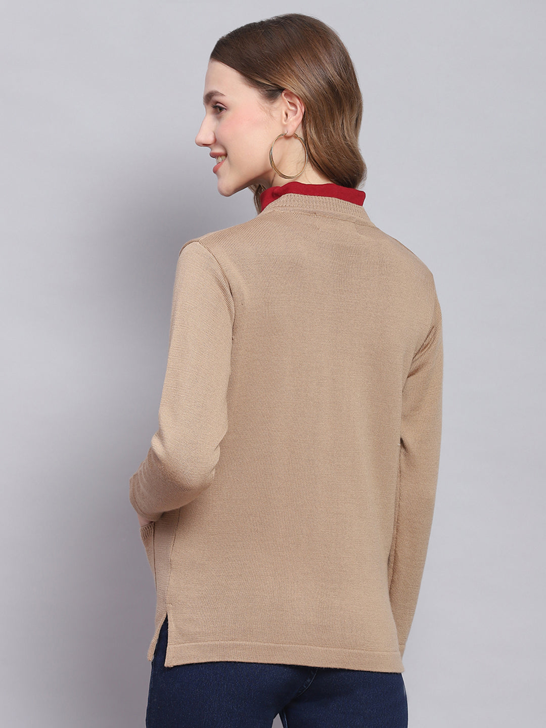 Women Camel Brown Solid V Neck Full Sleeve Cardigans