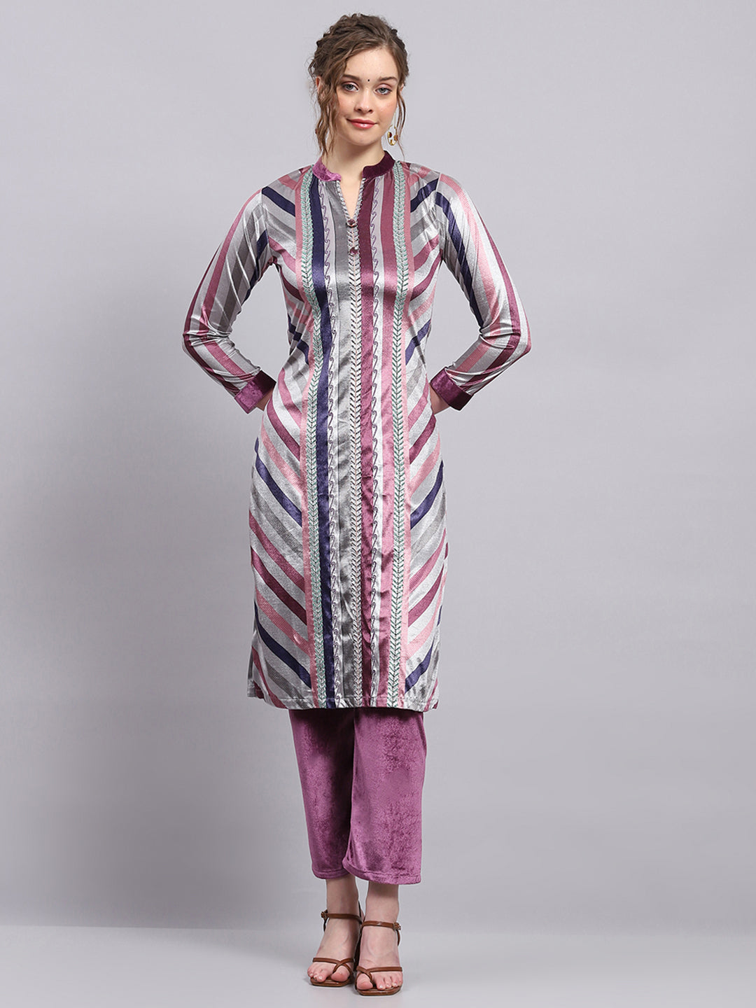 Women Purple Stripe Round Neck 3/4th Sleeve Kurti Set for Winter