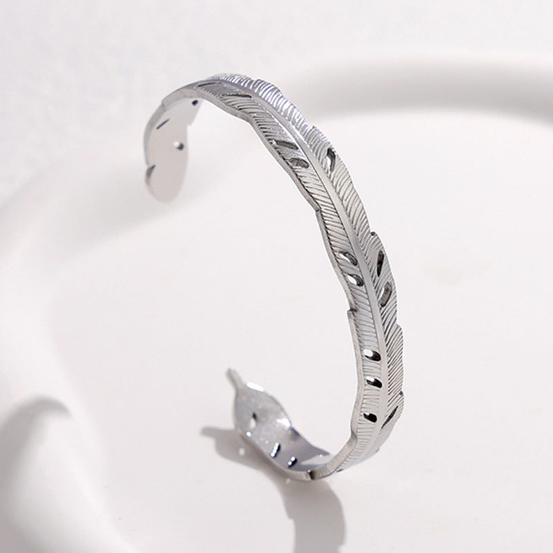 2 Pieces Expressive Stripe Stainless Steel Electroplating Bangles