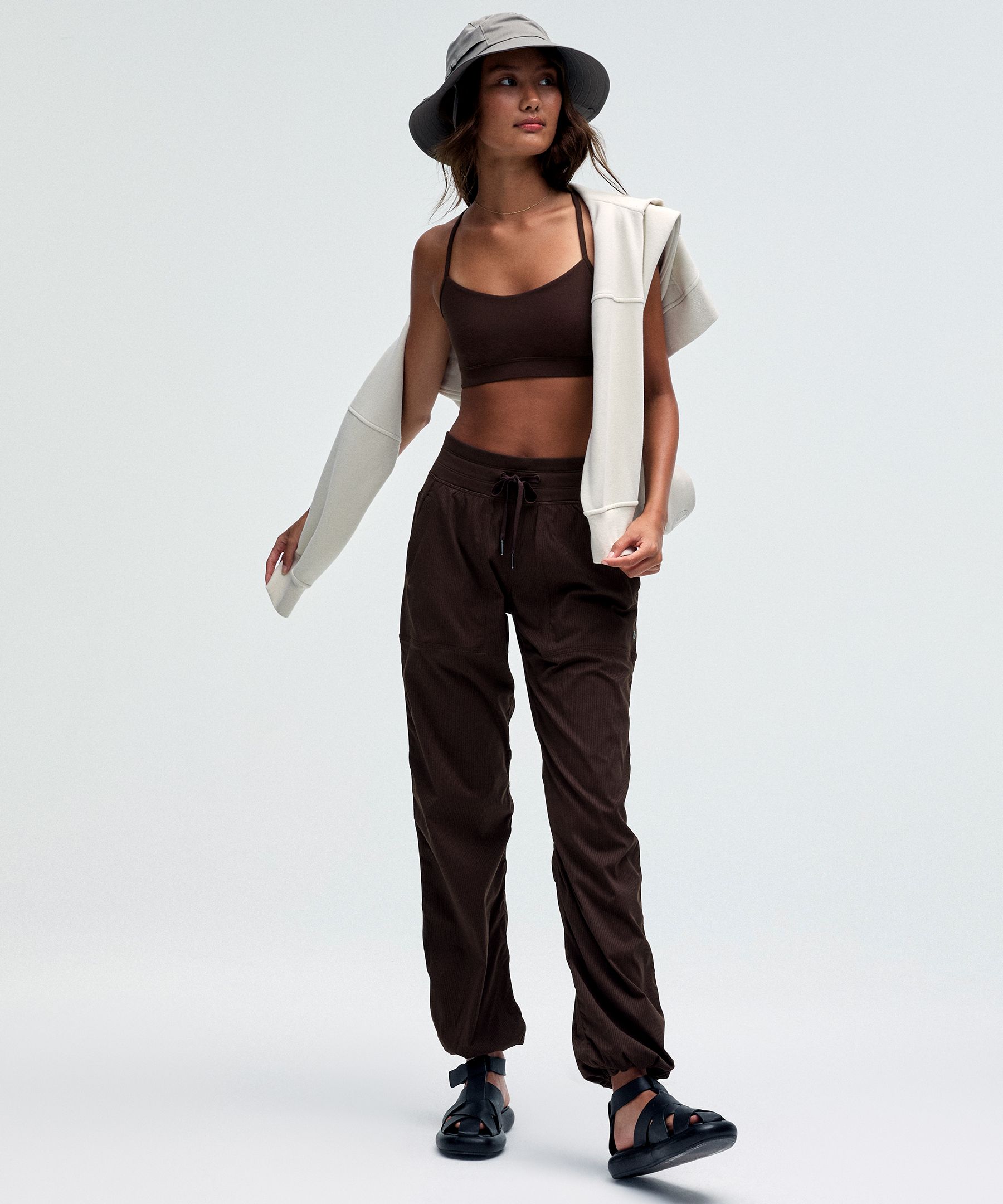 Dance Studio Mid-Rise Pant Regular