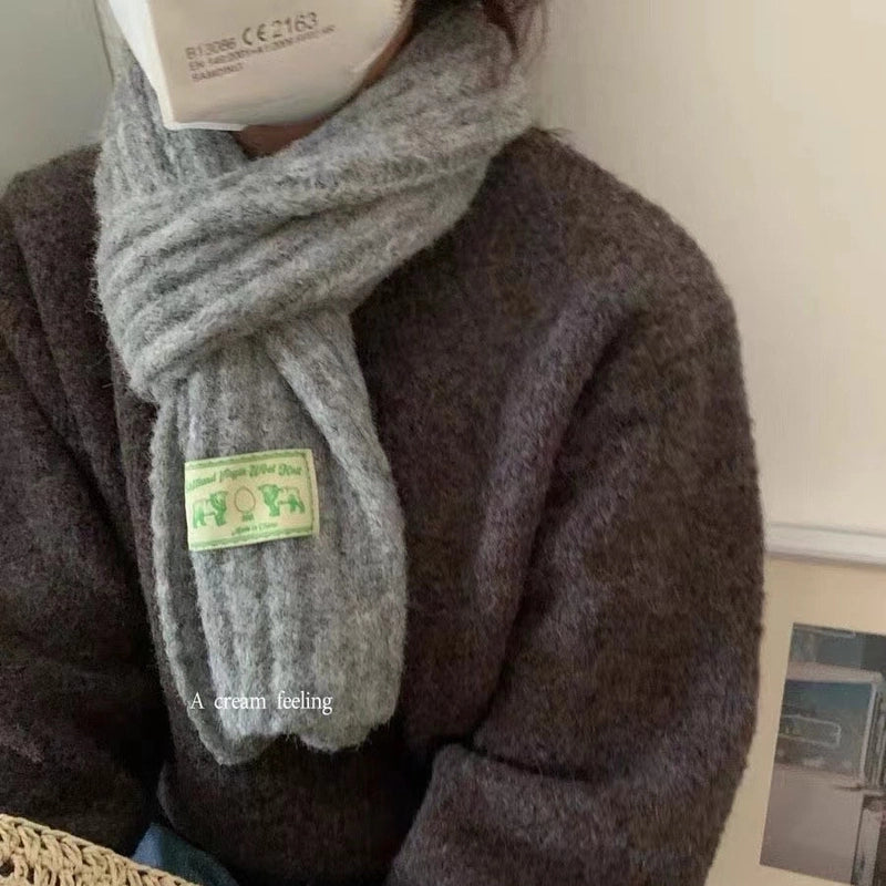 Women's Elegant Solid Color Knit Scarf