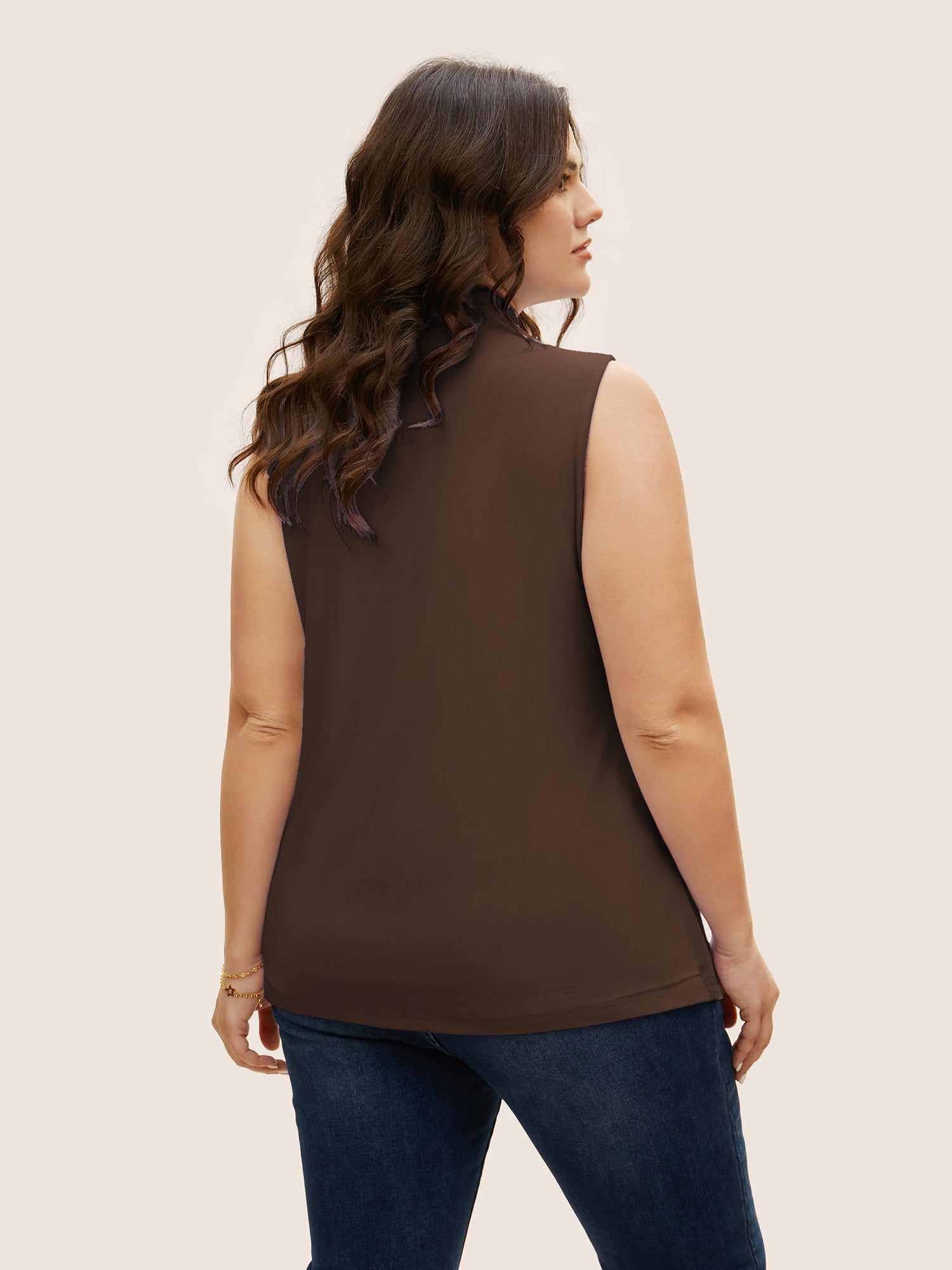 Overlap Collar Solid Pleated Tank Top