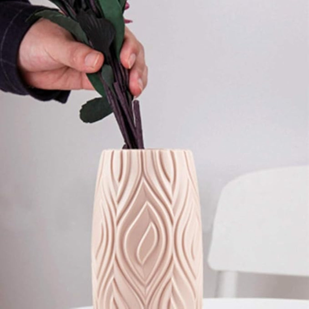 Sculpted Textured Leaf Vase