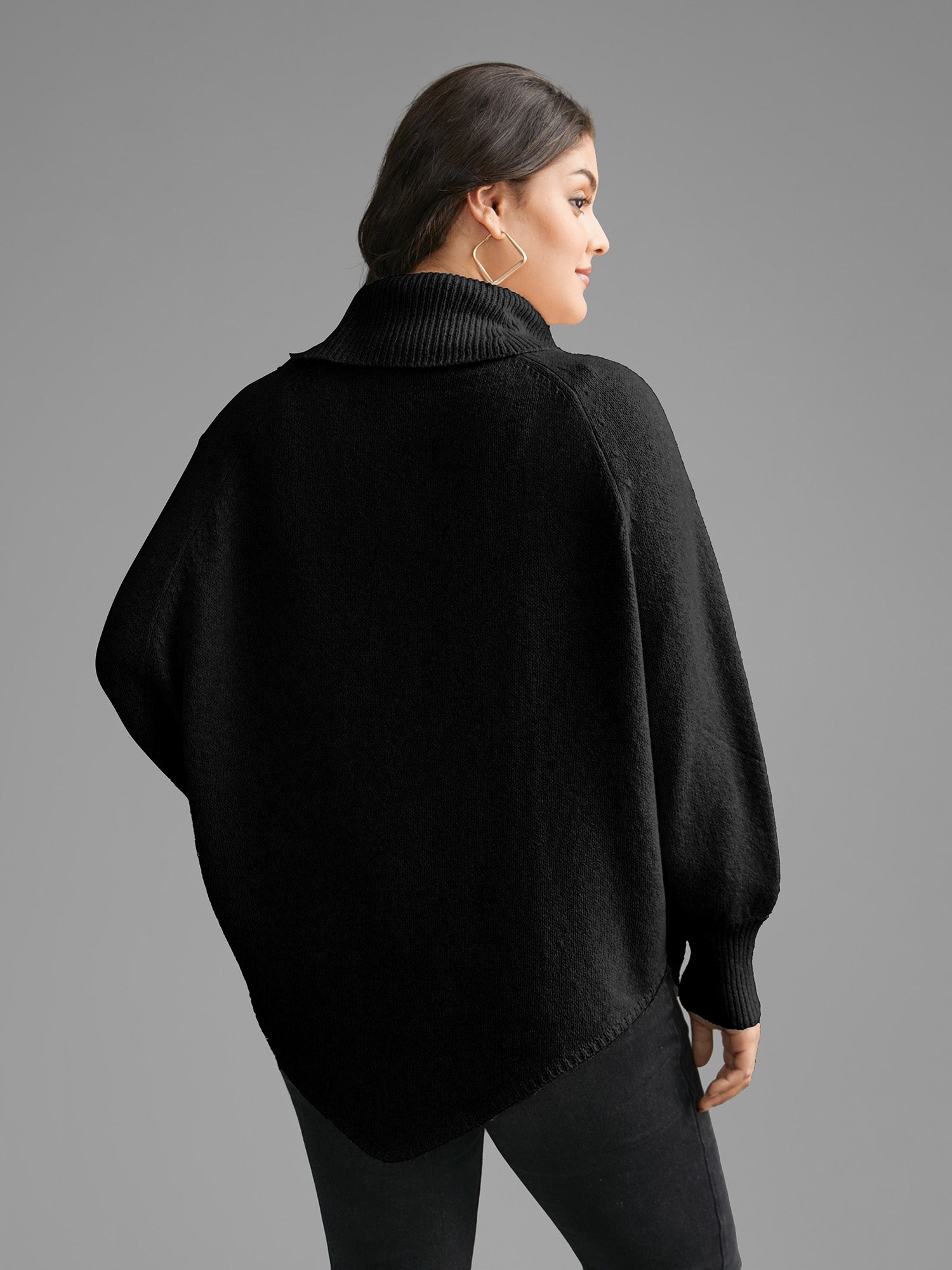 Turtleneck Cable Knit Asymmetrical Hem Pullover