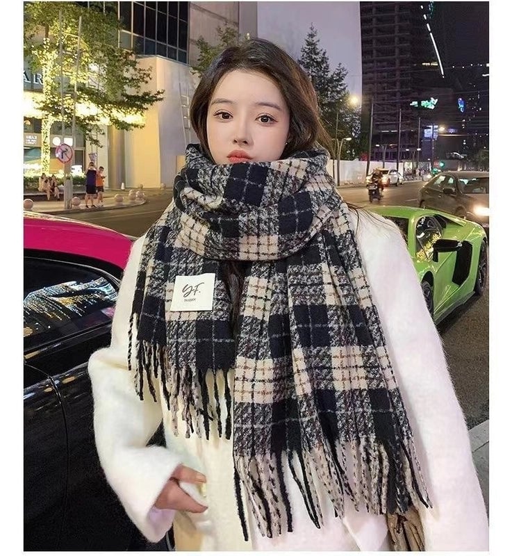 Women's Basic Plaid Polyester Scarf