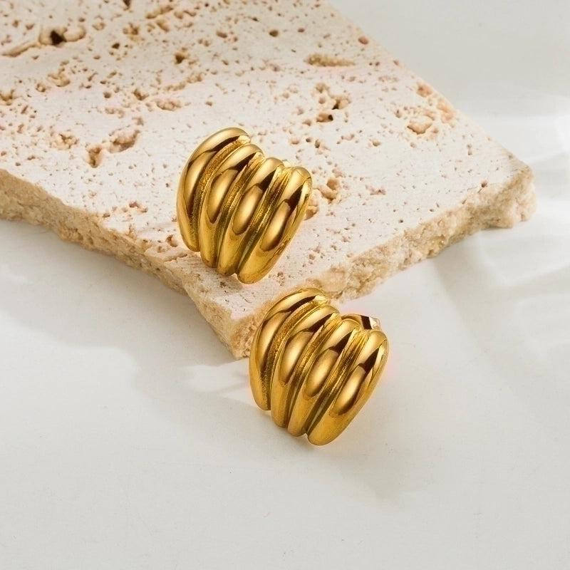 1 Pair Vintage Style Heart Shape Plating Stainless Steel 18k Gold Plated Ear Studs