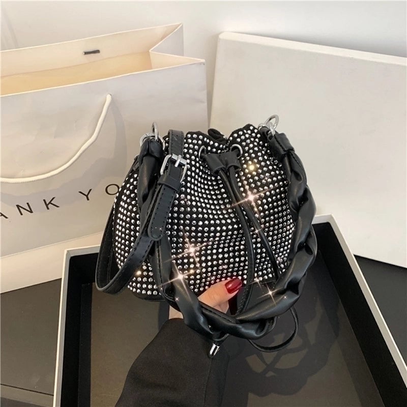Women's Medium Pu Leather Solid Color Streetwear Rhinestone String Bucket Bag