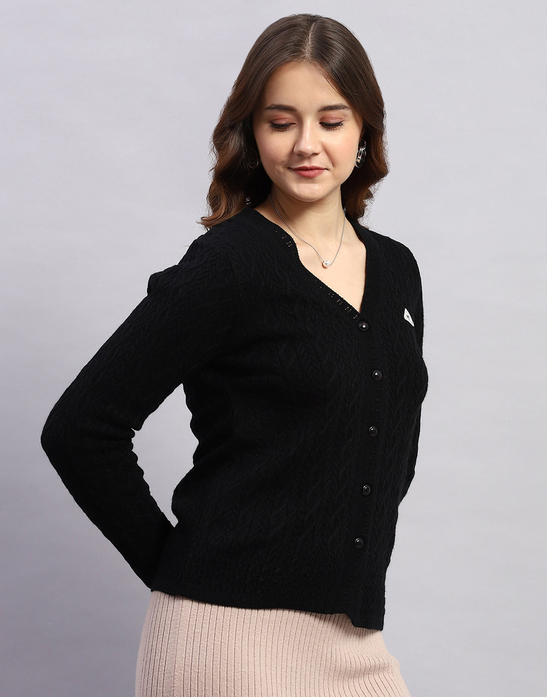 Women Black Self Design V Neck Full Sleeve Cardigan