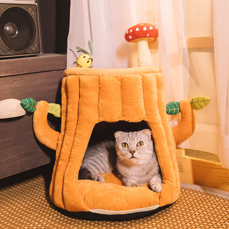 Halloween Tree-Shaped Cat Bed