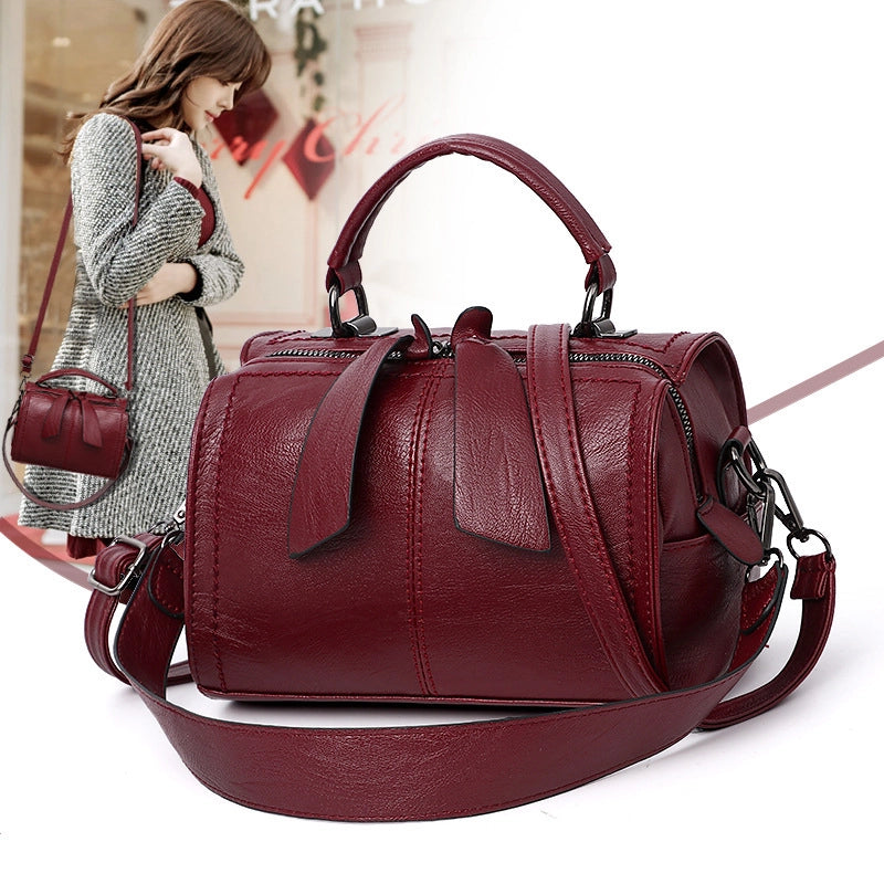 Women's Large PU Solid Color Elegant Streetwear Square Zipper Shoulder Bag