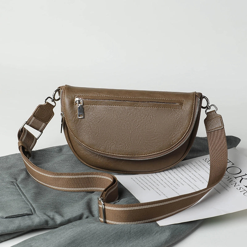 Women's Medium Pu Leather Solid Color Streetwear Square Flip Cover Cloud Shape Bag