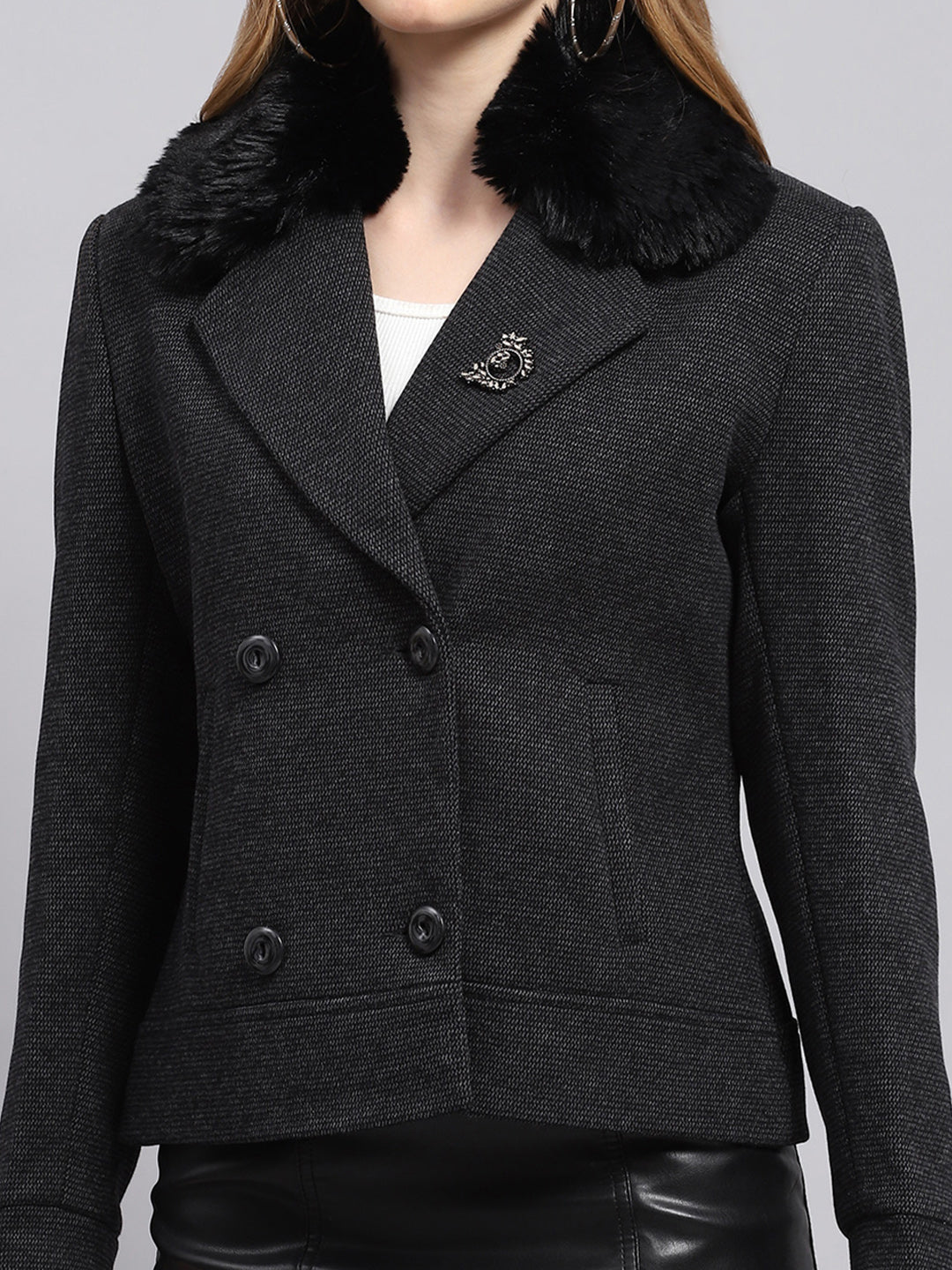 Women Black Solid Collar Full Sleeve Coat