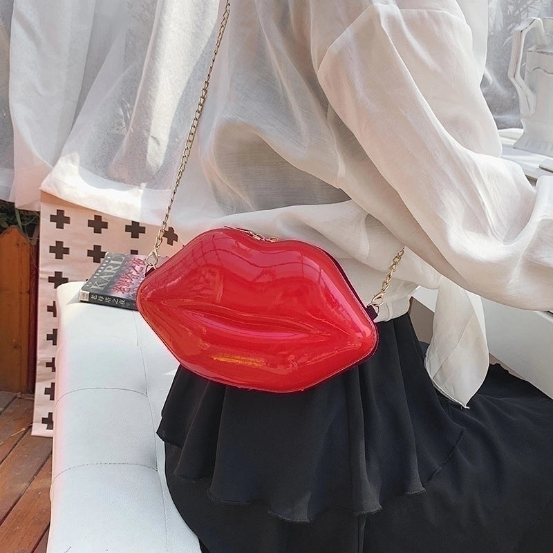 Women's Small Pu Leather Lips Fashion Profiled Zipper Chain Bag