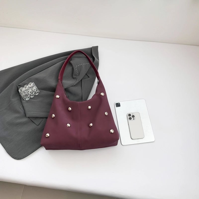 Women's Pu Leather Solid Color Vintage Style Dumpling Shape Zipper Shoulder Bag