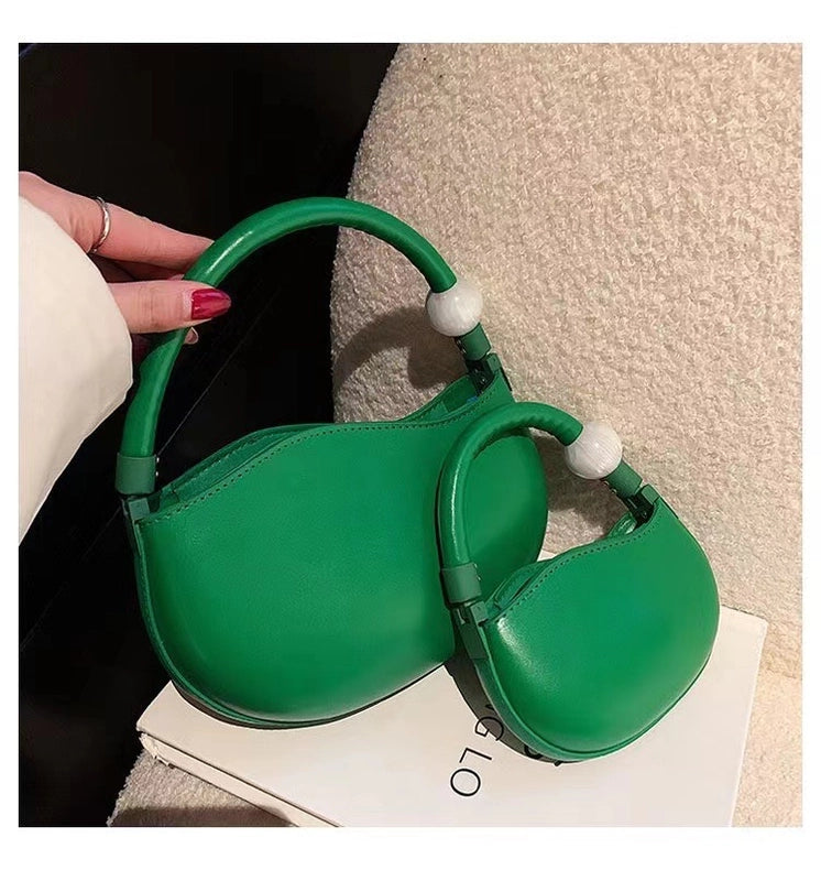 Unisex Medium Pu Leather Solid Color Vintage Style Streetwear Dumpling Shape Zipper Crossbody Bag