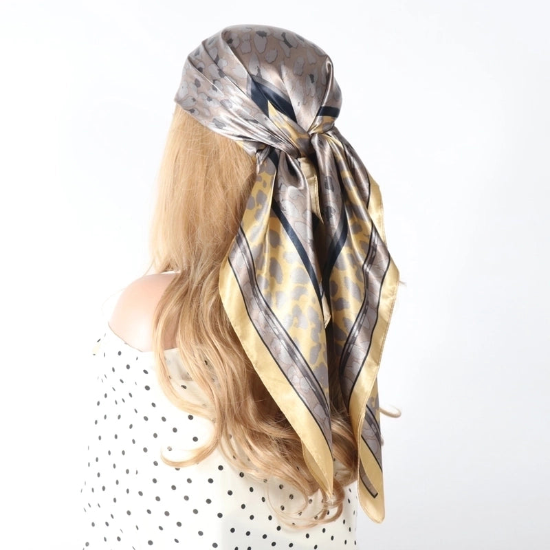 Women's Casual Vacation Streetwear Ditsy Floral Satin Printing And Dyeing Printing Dyeing Kerchief Bandanas