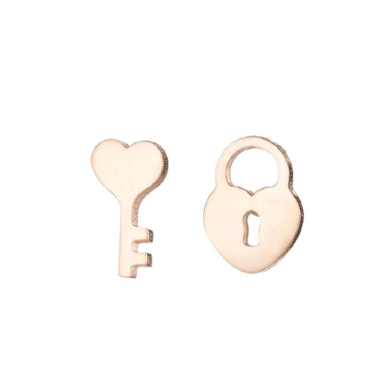 Minimalist Heart Shape Flower Stainless Steel Ear Studs 1 Pair