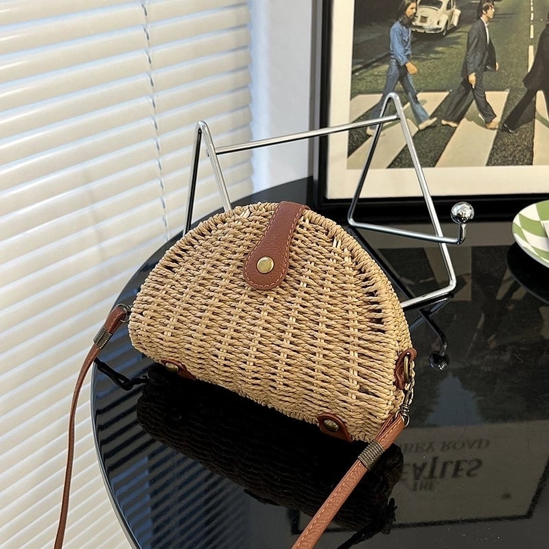 Small Straw Straw Bag