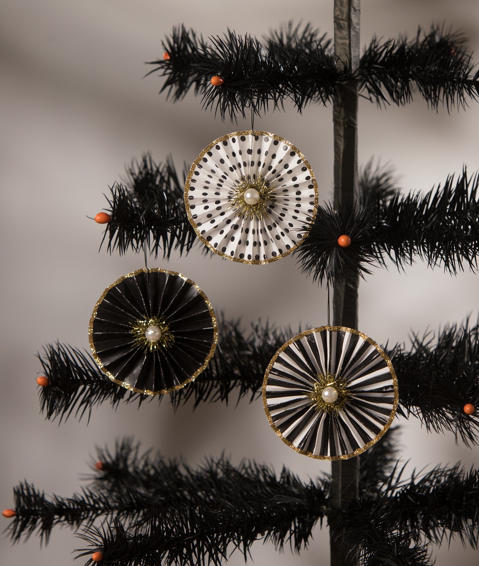 Black & White Rosette Ornaments